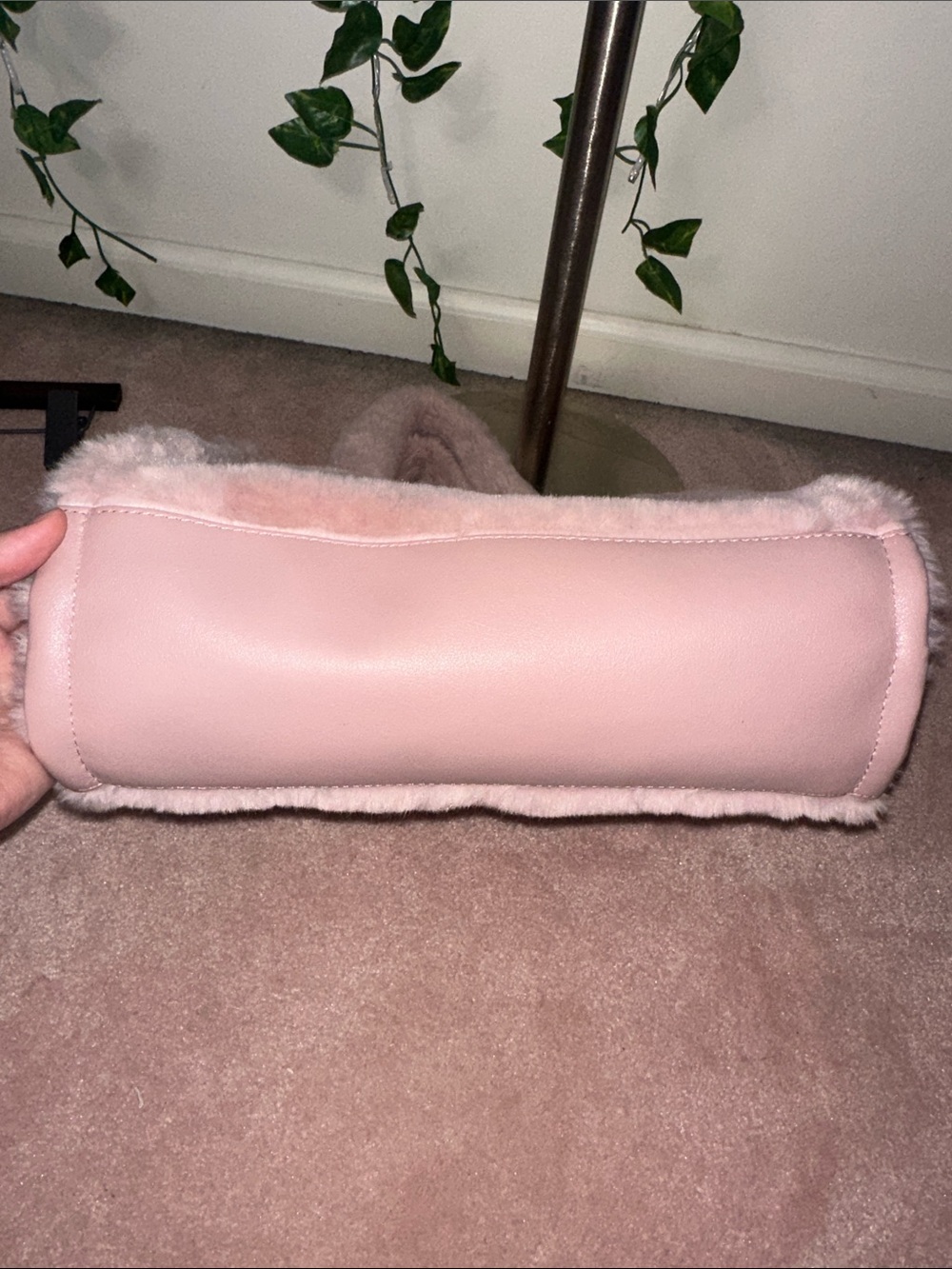 Juicy Couture Pink Let’s Get Cozy Faux Fur Tote Bag Removable Strap With Zipper - Picture 9 of 9